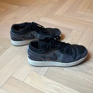 Air Jordan lows SE craft